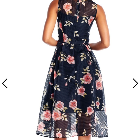 🆕️👗Adrianna Papell Floral Organza Dress👗🌺 - Picture 4 of 7